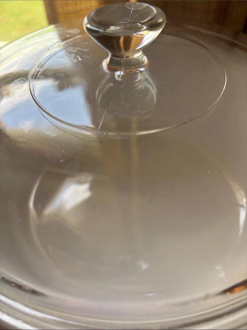 CorningWare French White 2.5 covered casserole